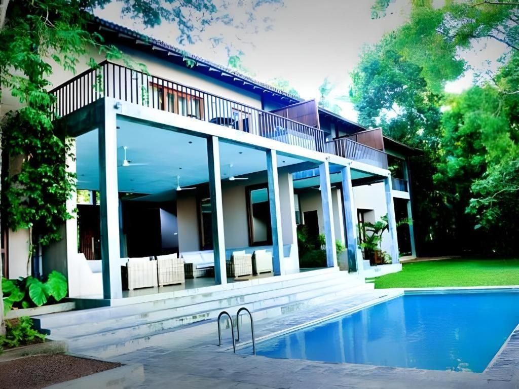 โรมัน เลค อายุรเวทา บูทิก รีสอร์ต Hotel อาฮังกัลลา ภายนอก รูปภาพ