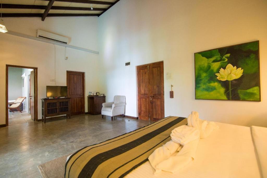 โรมัน เลค อายุรเวทา บูทิก รีสอร์ต Hotel อาฮังกัลลา ภายนอก รูปภาพ