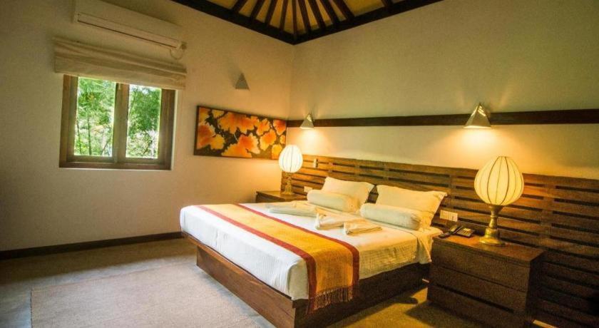 โรมัน เลค อายุรเวทา บูทิก รีสอร์ต Hotel อาฮังกัลลา ภายนอก รูปภาพ