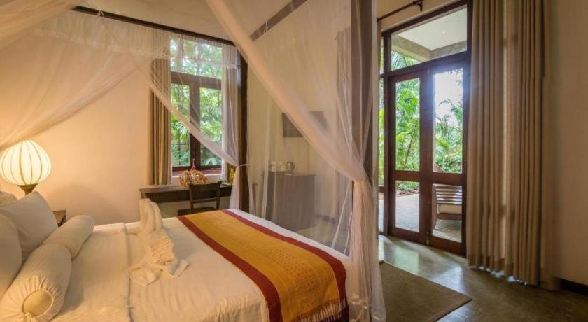 โรมัน เลค อายุรเวทา บูทิก รีสอร์ต Hotel อาฮังกัลลา ภายนอก รูปภาพ