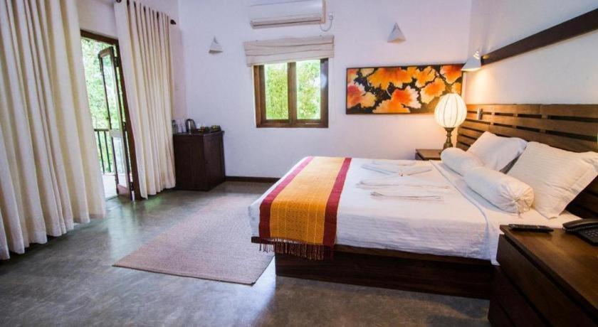 โรมัน เลค อายุรเวทา บูทิก รีสอร์ต Hotel อาฮังกัลลา ภายนอก รูปภาพ